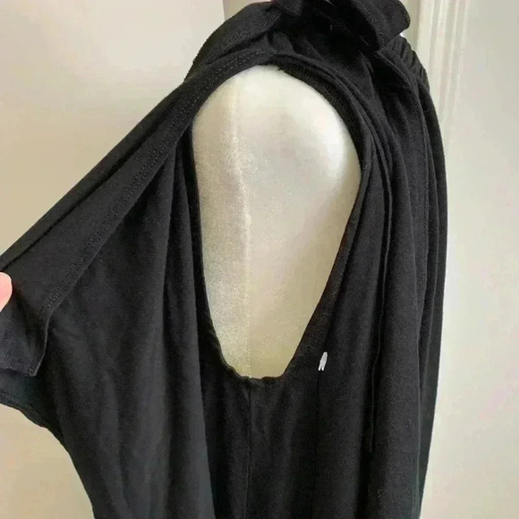 ❤️ BNWOT- Wilmer T-shirt ruffle one shoulder tube  top in black size M - Picture 4 of 6